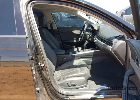 2017 Audi A4 2.0T Premium z USA, uszkodzony, nr VIN WAUGNAF41HN012041